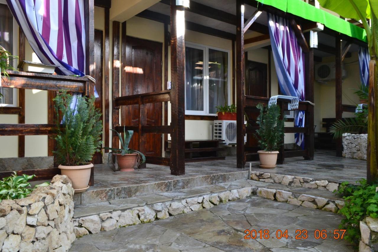 U Palycha Guest House Σουχούμι Εξωτερικό φωτογραφία