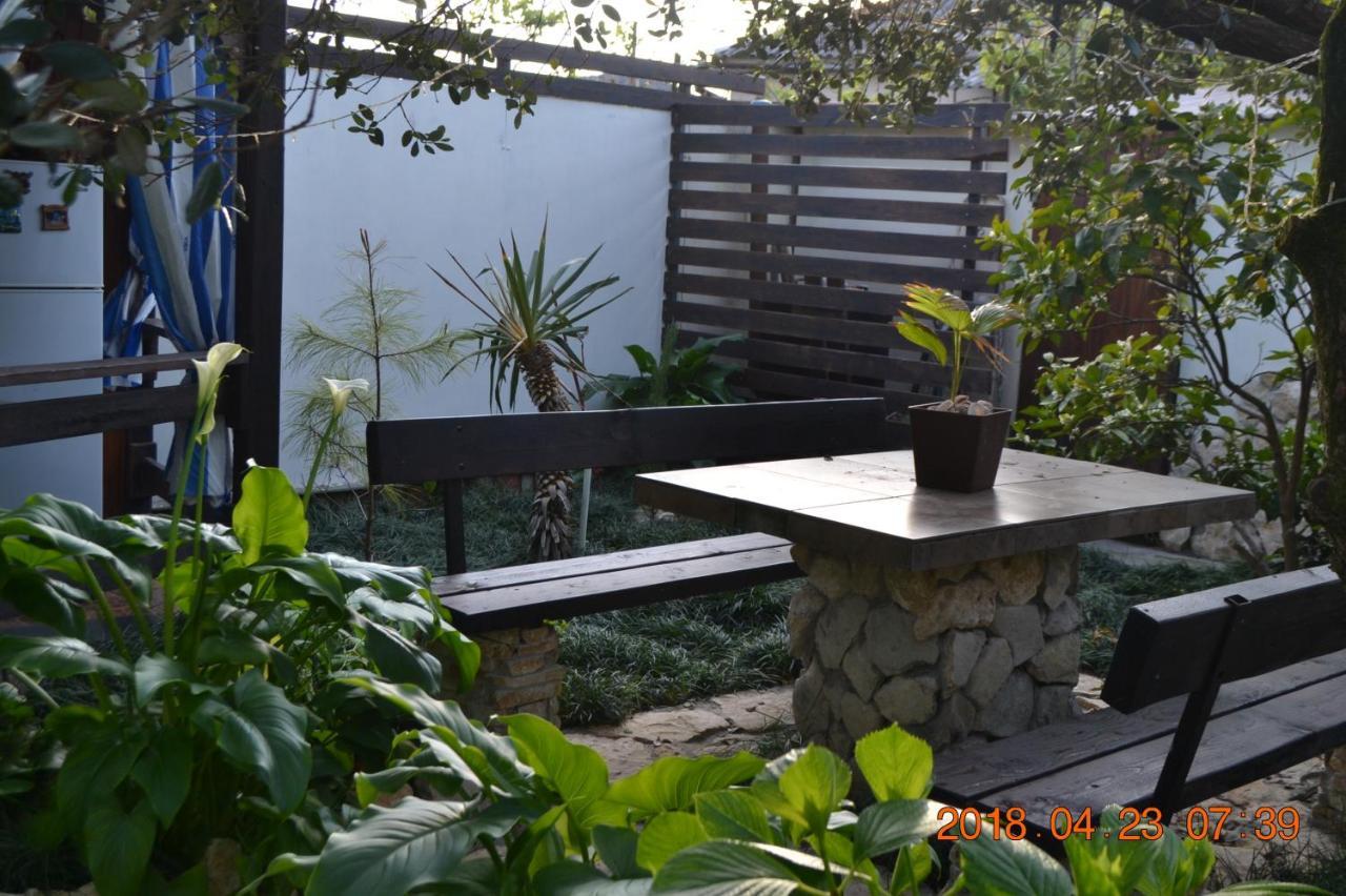 U Palycha Guest House Σουχούμι Εξωτερικό φωτογραφία