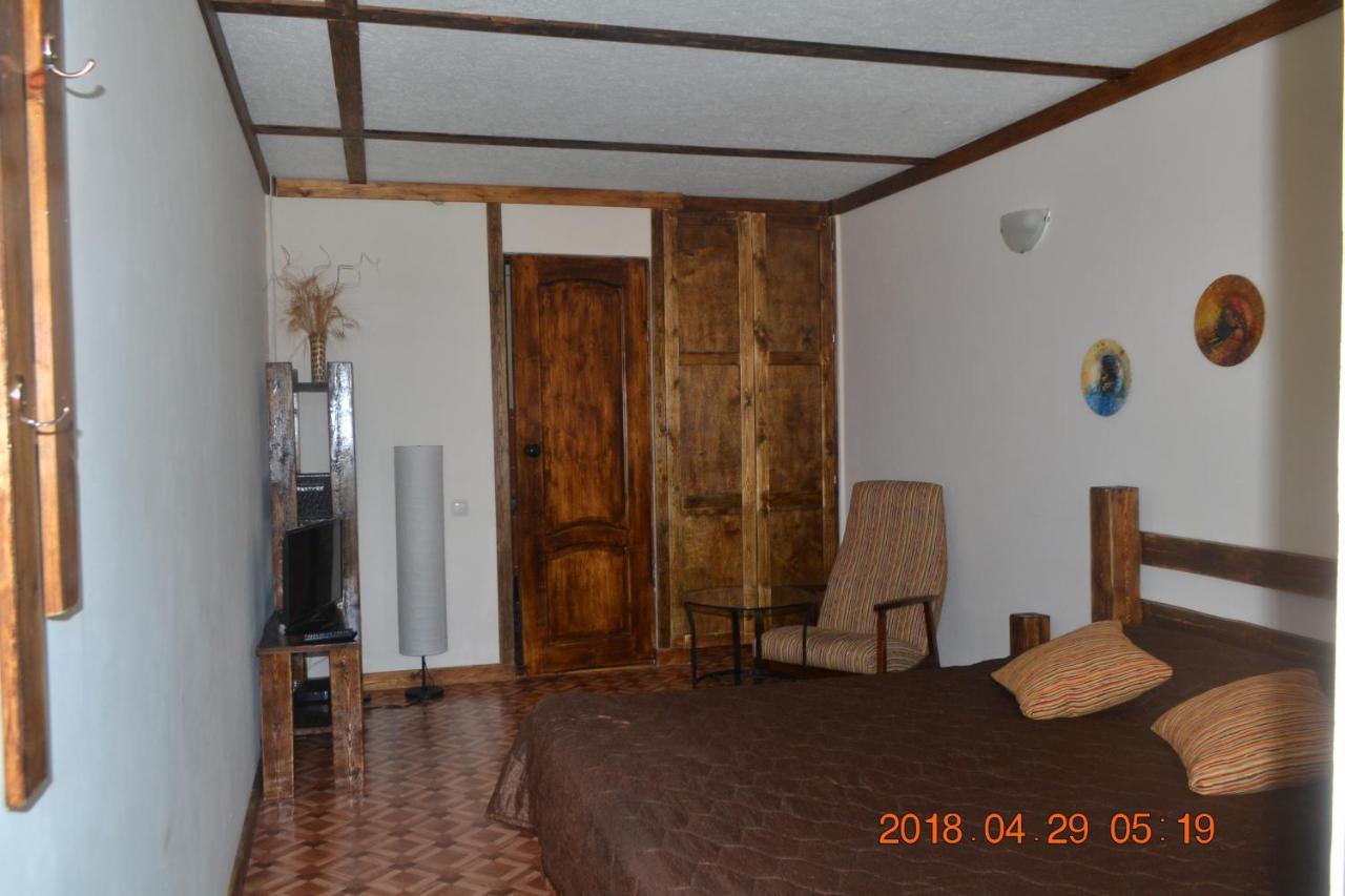 U Palycha Guest House Σουχούμι Εξωτερικό φωτογραφία